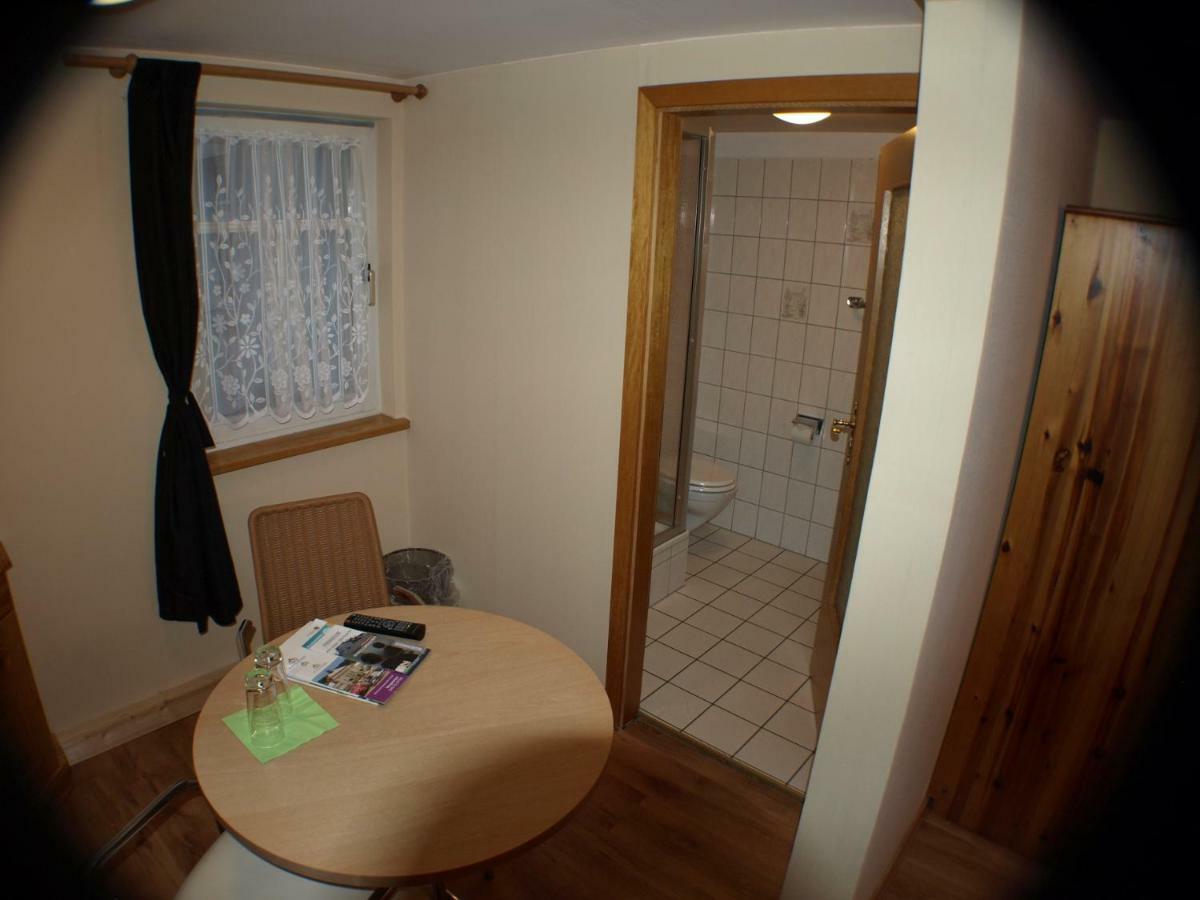Pension Zur Alten Gaertnerei Райхенбах-ім-Фогтланд Екстер'єр фото